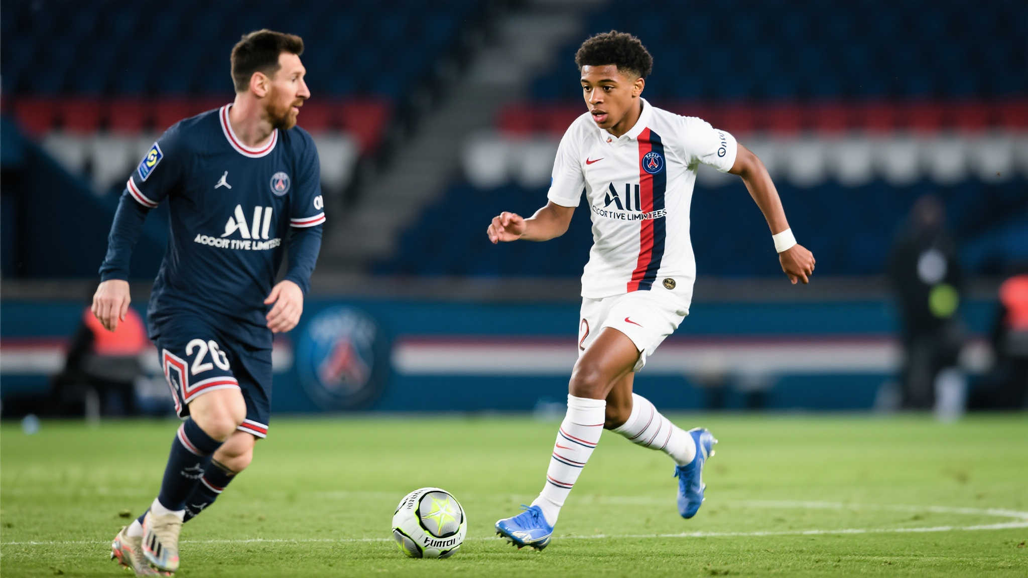 从边缘球员到顶级中场:维蒂尼亚逆袭之路 从边缘球员到顶级中场:维蒂尼亚逆袭之路